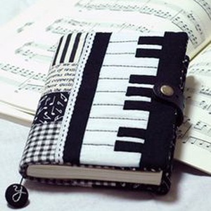 Könyv borító elegáns patchwork stílusú, vízlepergető textilből - méretre - Meska.hu
