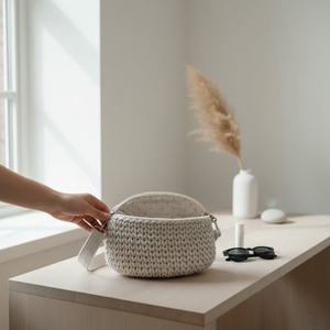 Horgolt crossbody - táska & tok - kézitáska & válltáska - vállon átvethető táska - Meska.hu