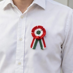 Horgolt kokárda - ékszer - kitűző és bross - Meska.hu