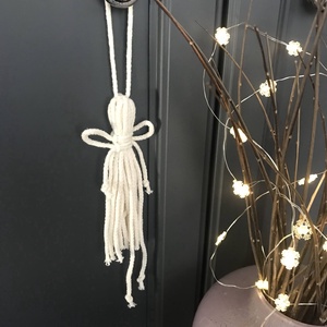 Angyalka karácsonyi dísz, makramé,krém - Meska.hu