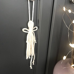 Angyalka karácsonyi dísz, makramé,krém - karácsony - karácsonyi lakásdekoráció - karácsonyfadíszek - Meska.hu