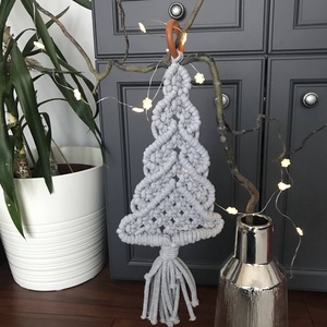  Karácsonyi dísz szürke makramé zsinórfonalból - Meska.hu