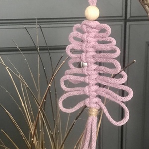  Karácsonyi dísz mályvaszín makramé zsinórfonalból - karácsony - karácsonyi lakásdekoráció - karácsonyfadíszek - Meska.hu