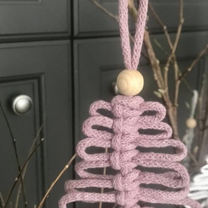  Karácsonyi dísz mályvaszín makramé zsinórfonalból - karácsony - karácsonyi lakásdekoráció - karácsonyfadíszek - Meska.hu