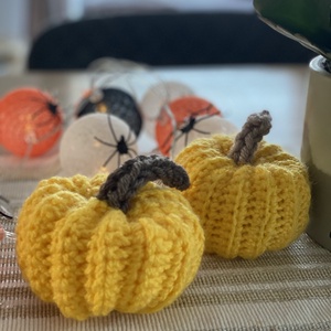 Horgolt haloweeni dísztök - otthon & életmód - dekoráció - halloween - halloweeni tök - Meska.hu