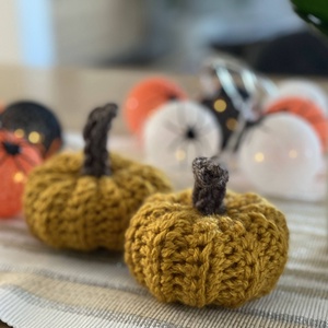 Horgolt haloweeni dísztök, Otthon & Életmód, Dekoráció, Halloween, Halloweeni tök, Horgolás, MESKA