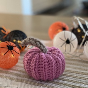 Horgolt haloweeni dísztök - otthon & életmód - dekoráció - halloween - halloweeni tök - Meska.hu