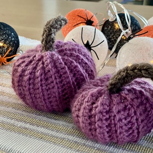 Horgolt haloweeni dísztök - otthon & életmód - dekoráció - halloween - halloweeni tök - Meska.hu