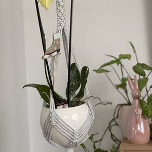 Virágtartó, makramé, világosszürke színű, Otthon & Életmód, Virágdekoráció, Virágtartó, Függő virágtartó, Csomózás, MESKA