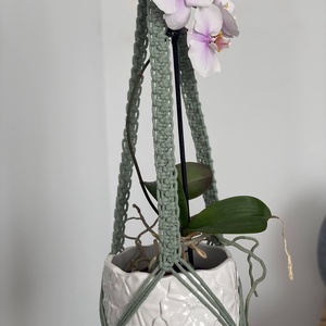 Virágtartó, makramé, almazöd színű - otthon & életmód - virágdekoráció - virágtartó - függő virágtartó - Meska.hu