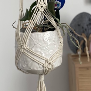 Virágtartó, makramé, krémszínű, Otthon & Életmód, Virágdekoráció, Virágtartó, Függő virágtartó, Csomózás, MESKA