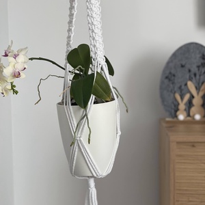 Virágtartó, makramé, fehér színű - Meska.hu