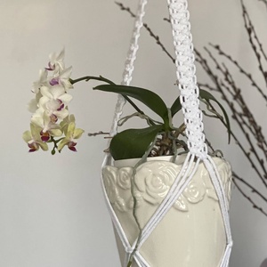 Virágtartó, makramé, hófehér, Otthon & Életmód, Virágdekoráció, Virágtartó, Függő virágtartó, Csomózás, MESKA
