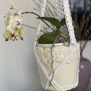 Virágtartó, makramé, hófehér - otthon & életmód - virágdekoráció - virágtartó - függő virágtartó - Meska.hu