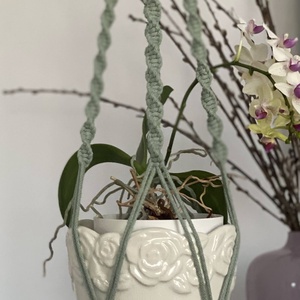 Virágtartó, makramé, menta - otthon & életmód - virágdekoráció - virágtartó - függő virágtartó - Meska.hu