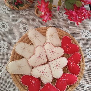 karácsonyi lakás és karácsonyfa díszek, Karácsony, Karácsonyi lakásdekoráció, Karácsonyfadíszek, Hímzés, Varrás, MESKA