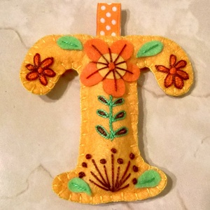 Monogram-T-, , Hímzés, Patchwork, foltvarrás, MESKA