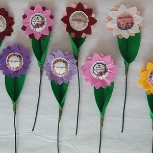 Anyák napjára filc virágok - Meska.hu