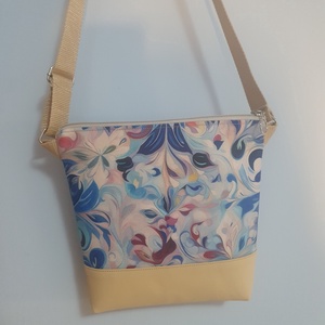 Barna-kék mintás oldaltáska - táska & tok - kézitáska & válltáska - vállon átvethető táska - Meska.hu