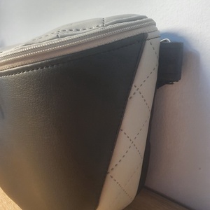 Oldaltáska fekete-szürke steppelt - táska & tok - kézitáska & válltáska - vállon átvethető táska - Meska.hu