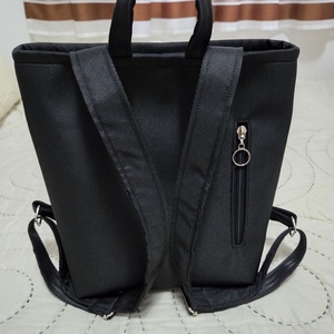 Hátizsák fekete-rózsaszín virágmintás - táska & tok - hátizsák - hátizsák - Meska.hu