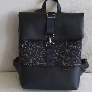 Kihajtható hátizsák fekete-fekete geometriai mintás, Táska & Tok, Hátizsák, Roll top hátizsák, Varrás, MESKA