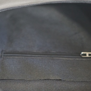 Oldaltáska fekete-mintás - táska & tok - kézitáska & válltáska - vállon átvethető táska - Meska.hu