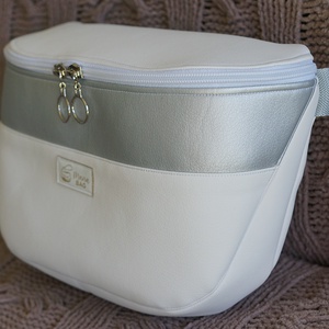 Oldaltáska fehér-ezüst - táska & tok - kézitáska & válltáska - vállon átvethető táska - Meska.hu