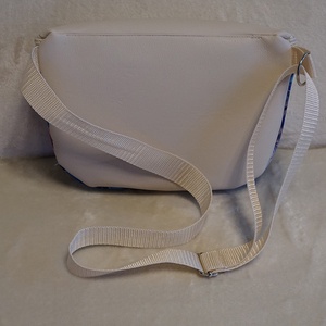 Oldaltáska mandula-kék mintás - táska & tok - kézitáska & válltáska - vállon átvethető táska - Meska.hu