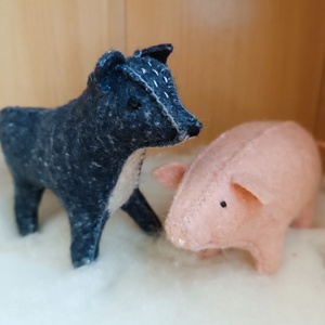 Gyapjúfilc Malac + Farkas csomag - játék & sport - plüssállat & játékfigura - más figura - Meska.hu