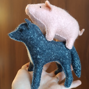 Gyapjúfilc Malac + Farkas csomag - Meska.hu