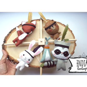 Babaforgó, törzsi erdei állatos, babaváró ajándék, babaszoba dekoráció, nyúl - róka - mosómedve - maci - indián sátor , Játék & Sport, Baba játékok, Kiságyforgó, Varrás, MESKA