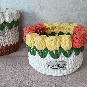 Tulipános horgolt kosár - Meska.hu