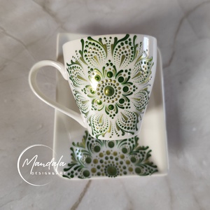 Kézzel festett mandala kávésbögre tálkával, egyedi porcelán bögre zöld, fehér, zöldarany  - otthon & életmód - konyhafelszerelés, tálalás - tálalás - teás- és kávés pohár, készlet - Meska.hu