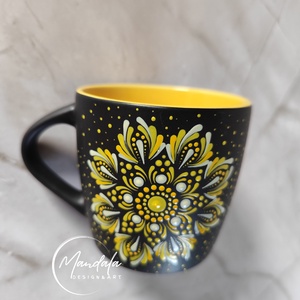 Kézzel festett mandala teásbögre � egyedi porcelán bögre sárga, fehér  - Meska.hu