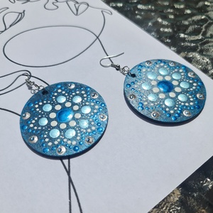 Mandala pontozott fa-akril fülbevaló 5cm hand made egyedi új (V) - ékszer - fülbevaló - lógós kerek fülbevaló - Meska.hu