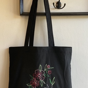 Egyedi vászontáska, Táska & Tok, Bevásárlás & Shopper táska, Shopper, textiltáska, szatyor, Hímzés, MESKA