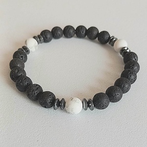 Lávakő és howlit karkötő - ékszer - karkötő - bogyós karkötő - Meska.hu