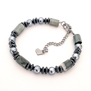 Szürke sólyomszem ásványkarkötő - Meska.hu