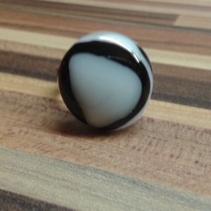 Fekete-fehér gyűrű - Meska.hu