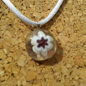 Pici lila virág  -  - Meska.hu