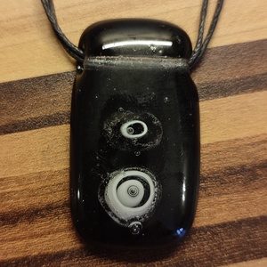 Fekete fehér körök medál, Ékszer, Nyaklánc, Medál, Ékszerkészítés, Üvegművészet, MESKA