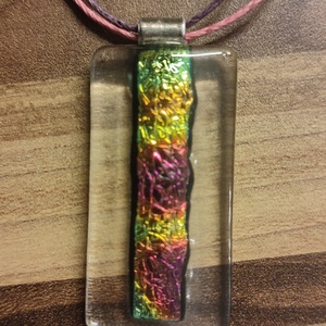 Irizáló lilás medál - ékszer - nyaklánc - medál - Meska.hu