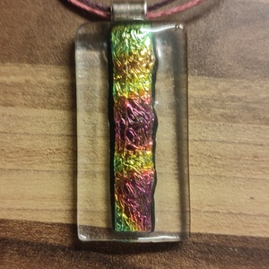 Irizáló lilás medál, Ékszer, Nyaklánc, Medál, Ékszerkészítés, Üvegművészet, MESKA