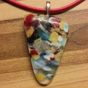 Színes háromszög medál - ékszer - nyaklánc - medál - Meska.hu