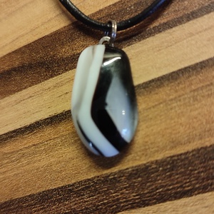 Fekete-fehér csíkoska II. medál - ékszer - nyaklánc - medál - Meska.hu