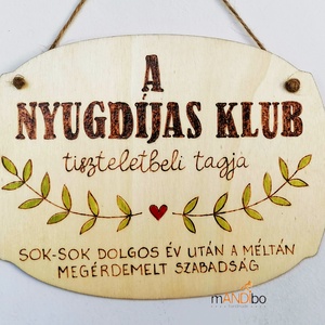 Nyugdíjasoknak készült pirogravírozott képecske - Meska.hu