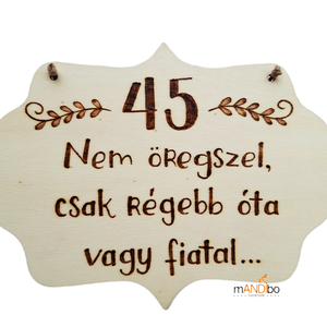 Vicces személyre szabható pirogravírozott születésnapos kép, Otthon & Életmód, Dekoráció, Kép & Falikép, Fából készült kép, Gravírozás, pirográfia, MESKA