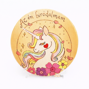 Egyszarvú - unikornis gyerekszoba pirogravírozott kerek kopogtató - falikép, Baba - mama, Babaszoba dekoráció, Babaszoba kép, Gravírozás, pirográfia, MESKA