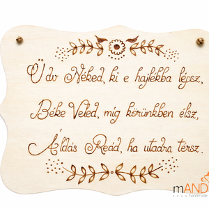 Üdv néked, ki e hajlékba belép virágos leveles mintás kopogtató - pirogravírozott képecske, Otthon & Életmód, Dekoráció, Ajtó- és ablak dekoráció, Ajtótábla, Gravírozás, pirográfia, MESKA